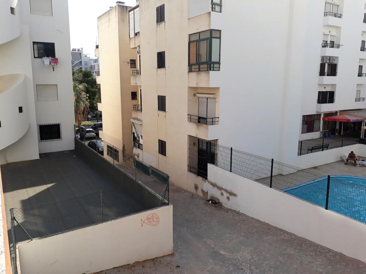 T2 Tahiti - Terraco, Familiar, Garagem, Wifi Apartment Quarteira Exterior photo