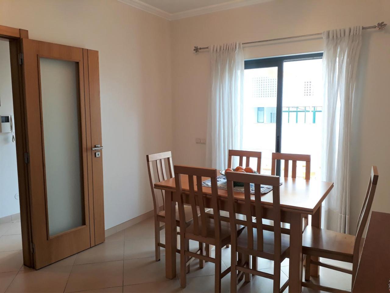 T2 Tahiti - Terraco, Familiar, Garagem, Wifi Apartment Quarteira Exterior photo