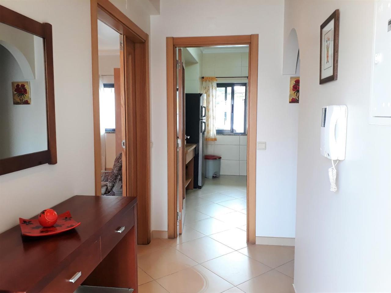 T2 Tahiti - Terraco, Familiar, Garagem, Wifi Apartment Quarteira Exterior photo