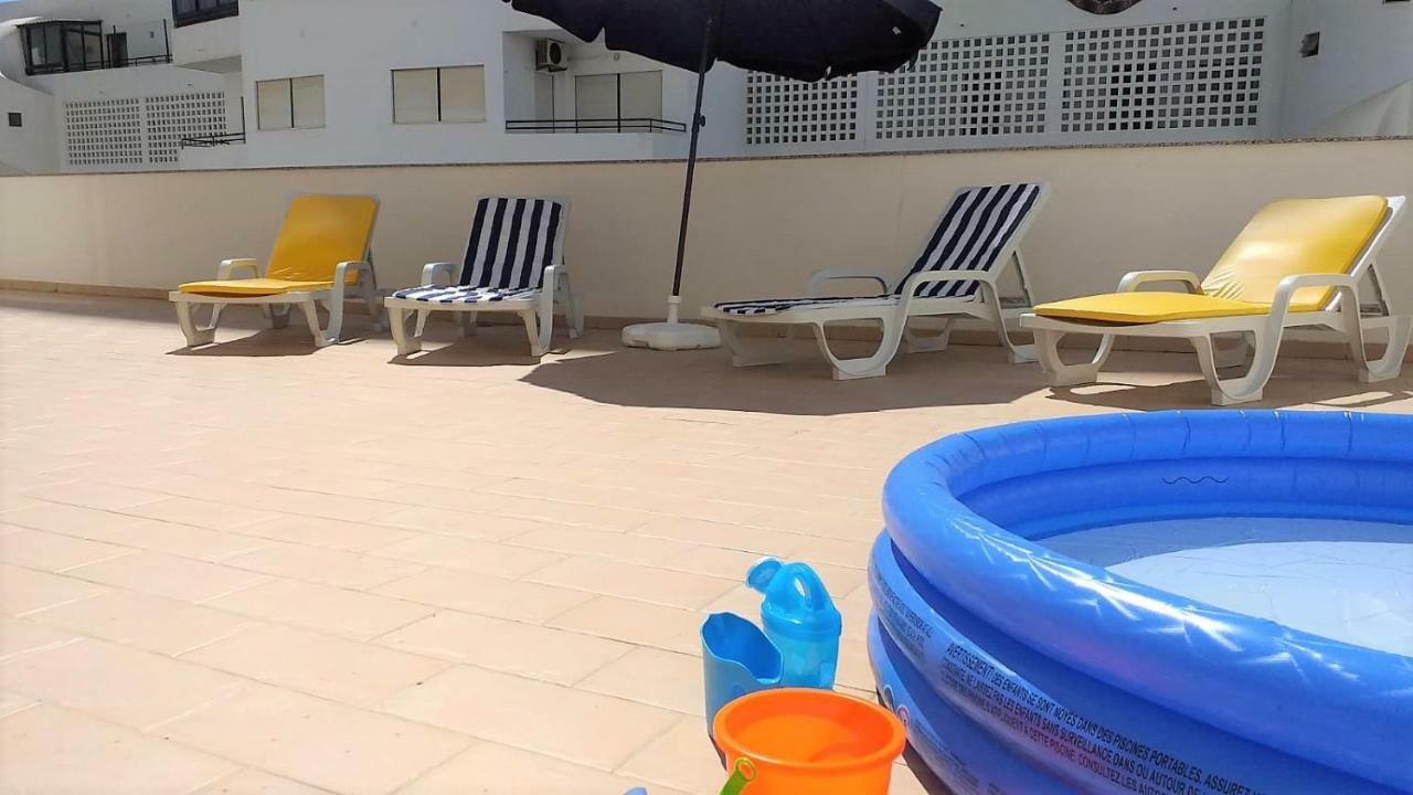 T2 Tahiti - Terraco, Familiar, Garagem, Wifi Apartment Quarteira Exterior photo